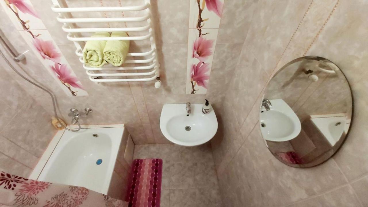 Айстра Daire Lviv Dış mekan fotoğraf